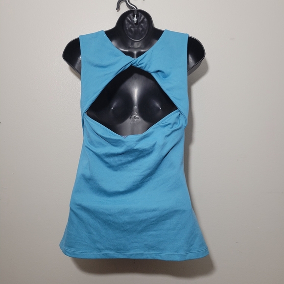 Prana Blue Twist Back Tank - Picture 2 of 6